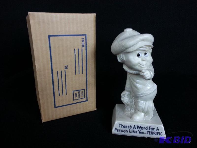lot 15 image: 1970 Russ & Wallace Berrie Statue Terrific Figurine w Original Box