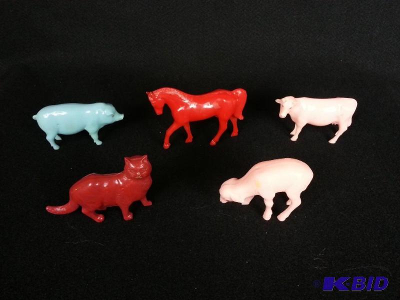 lot 30 image: (5) Vintage Celluloid Farm Animal Figurines - Rattle