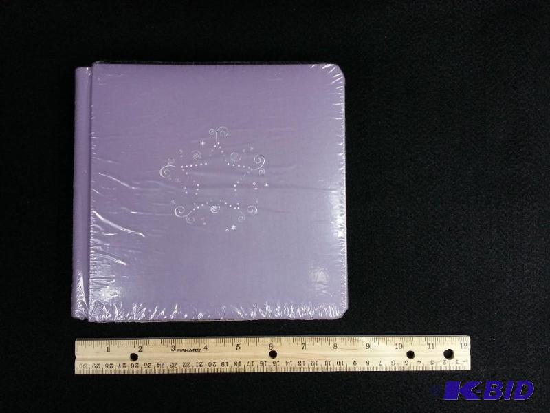 lot 45 image: Creative Memories 8x8 Limited Edition Silver Foil Star Album - Unopened