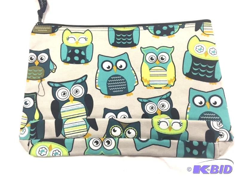 lot 12 image: Zipper Pouch in Hoos Happy