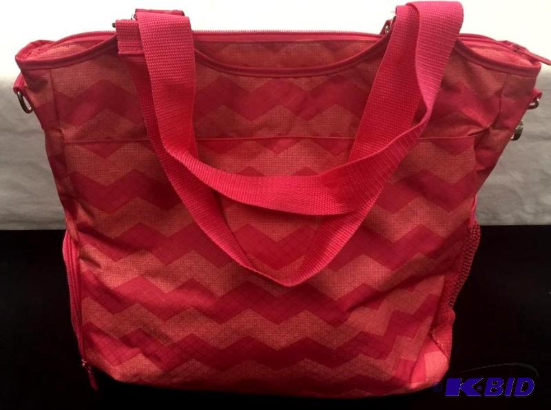 lot 6 image: All Pro Tote in Coral Punch
