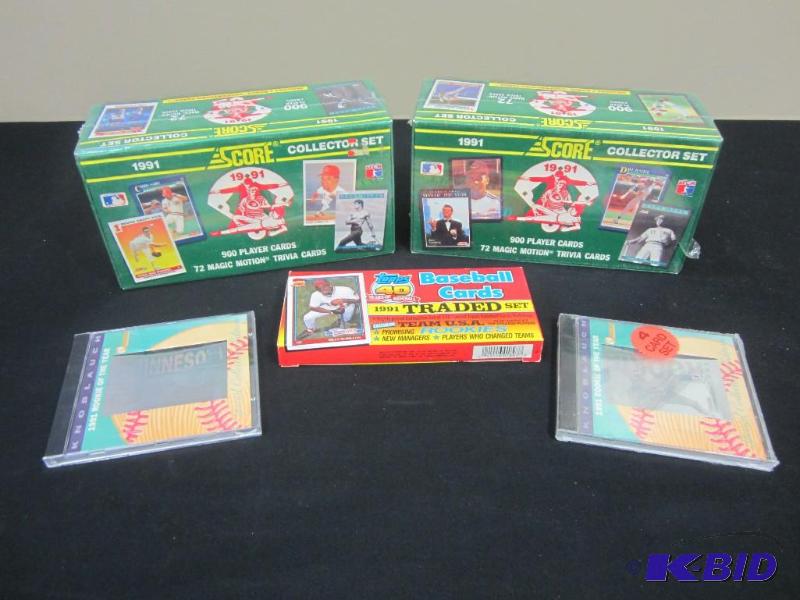 lot 19 image: 1991 Score, Topps & Holographics Baseball Cards