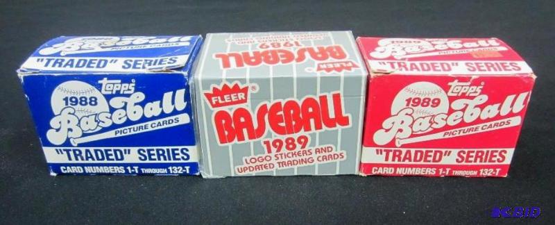 lot 22 image: 1988 & 1989 Baseball Cards - Topps & Fleer