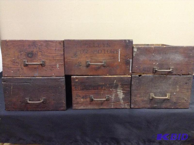lot 19 image: Lot of 6 vintage wood drawersbins from Waconia Creamery