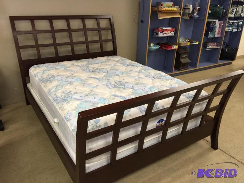lot 28 image: Klaussner International Mocha Queen Size Bed With Queen Size Serta Mattress And Box Spring