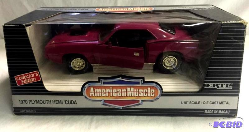 lot 7 image: 118 Scale 1970 Plymouth Cuda By Ertl