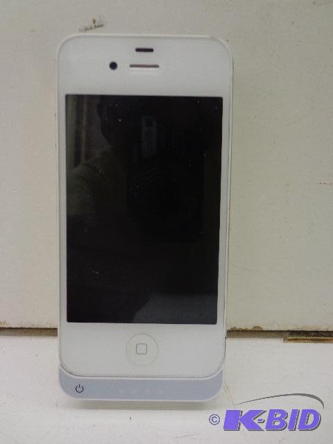 lot 1 image: I Phone 4 S   Powers up and works great  Whit...