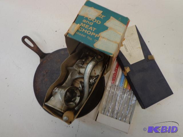 lot 114 image: Food Equiptment   Food & meat chopper  Se...