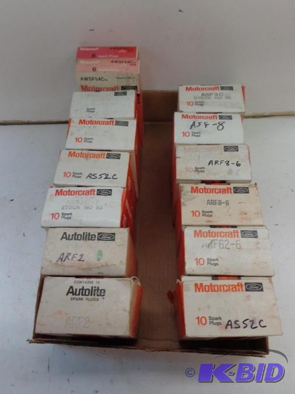 lot 126 image: Motorcraft&nbspsparkplugs   ARF2  AS52C  ARF...