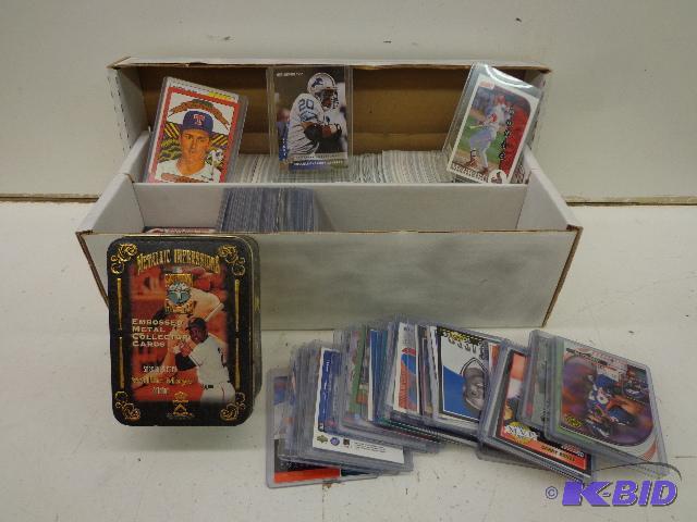 lot 46 image: Card collection   Shoe Box full of baseball a...