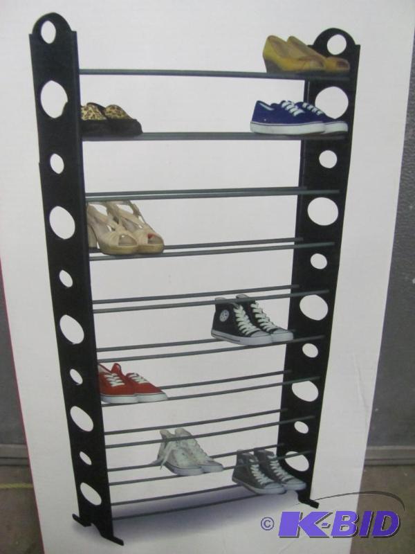 Heres your chance to organize a cluttered st...