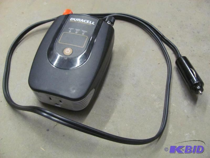 12V DURACELL 200-Watt Digital Power Inverter....