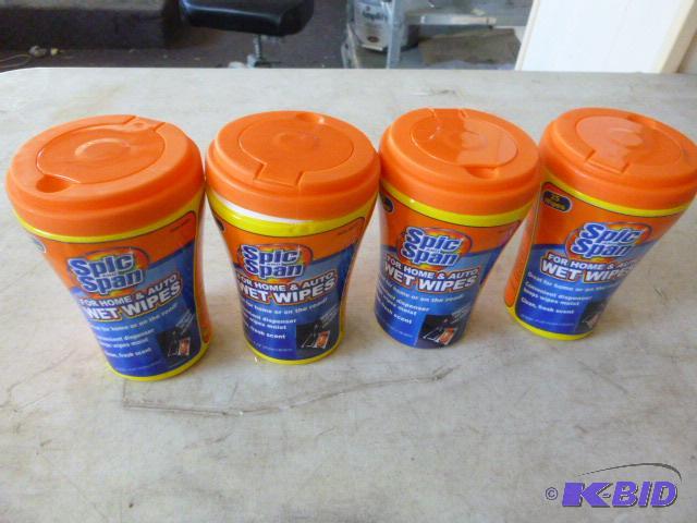 Four Spic and Span Wet Wipes For home and aut...