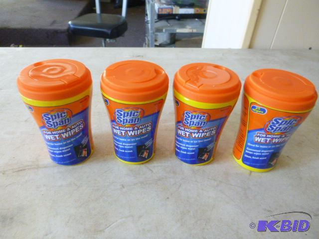 Four Spic and Span Wet Wipes For home and aut...
