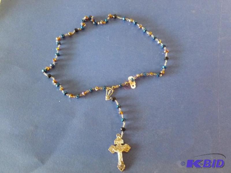 lot 145 image: Nice beaded glass with metal crucifix rosary ...