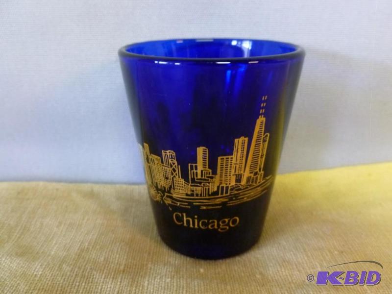 lot 151 image: Collectible Chicago cobalt blue glass souveni...