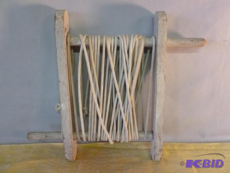 lot 178 image: Vintage wooden rope winder, comes with a leng...