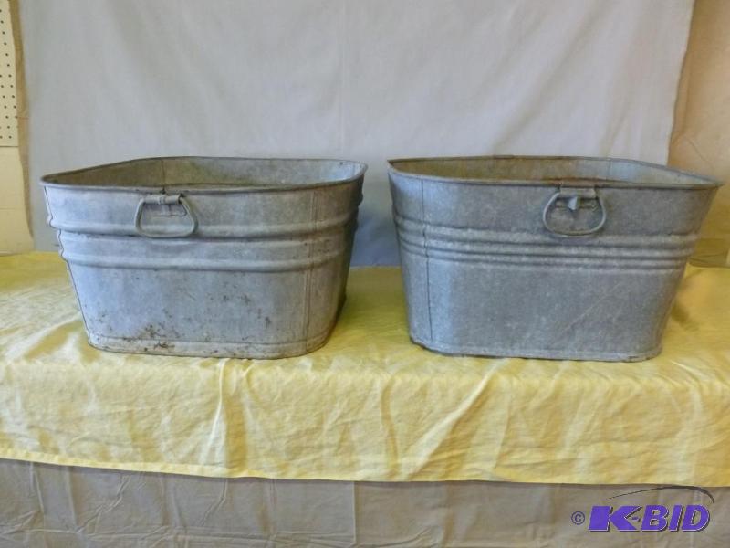 lot 18 image: Lot of two vintage galvanized steel washtubs ...