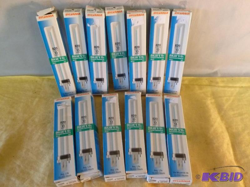 lot 191 image: Lot of thirteen Sylvania Duluxs 13w compact ...