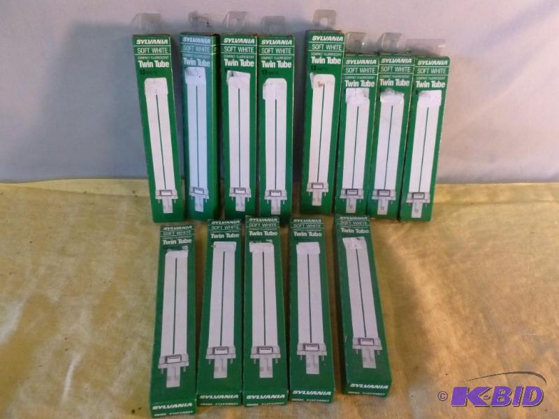 lot 192 image: Lot of thirteen Sylvania 9w compact twin tube...