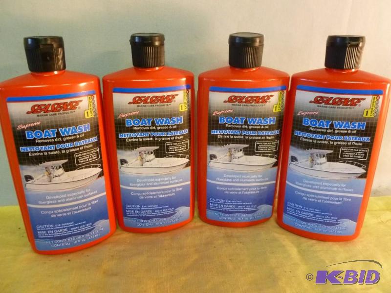 lot 215 image: Lot of four Seasence 16 fl. oz. supreme boat ...