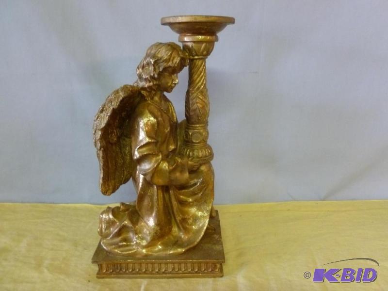 lot 39 image: Beautiful large molded resin type angel pilla...