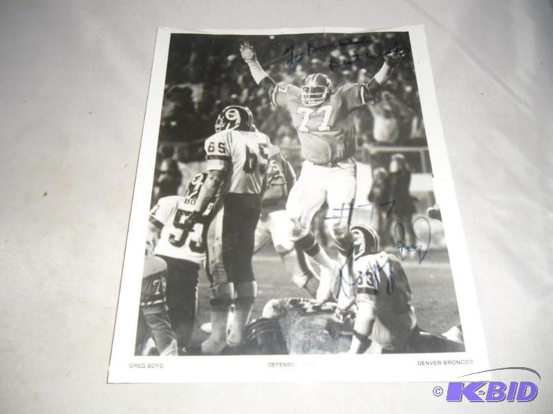 Sold at Auction: Signed - Billy Thompson Autographed B&W Photo - Denver  Broncos