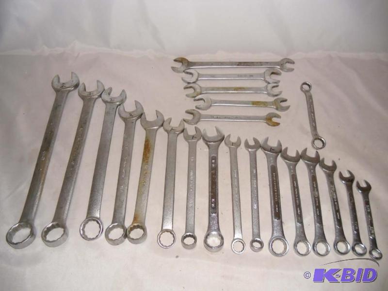 lot 33 image: Daves Wrenches - Lot of 22 Chrome Alloy Made in USA and Forged Steel Wrenches