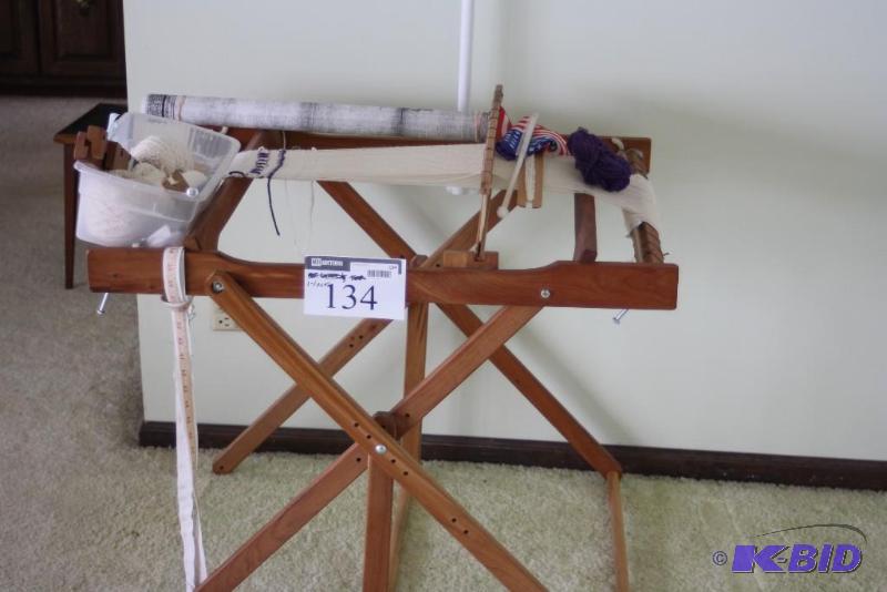 lot 134 image: Vintage Folding Wooden Loom Includes Yarn.