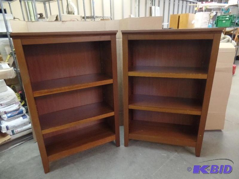 2 Wooden Shelves