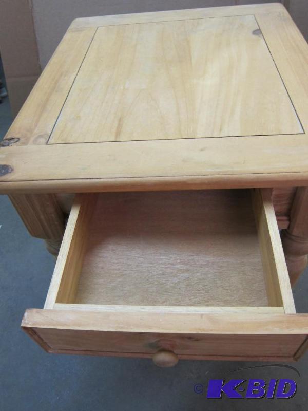 Accent Table
