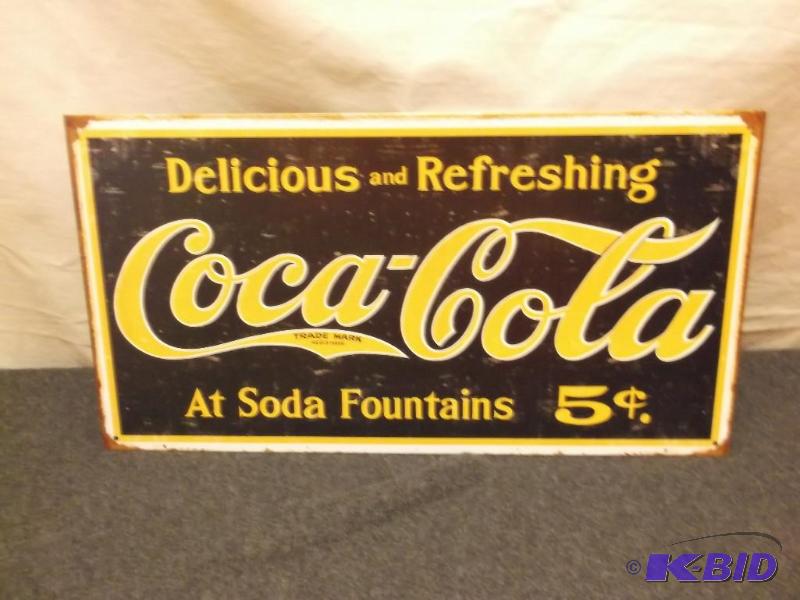 lot 16 image: Collectable metal Coca Cola sign measuring 16...