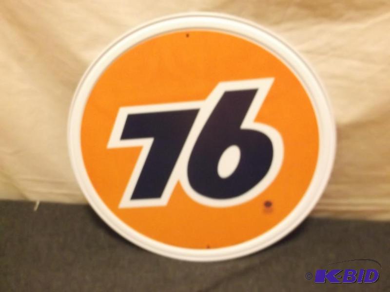 lot 25 image: Collectable metal 76 sign measuring 11 34&qu...