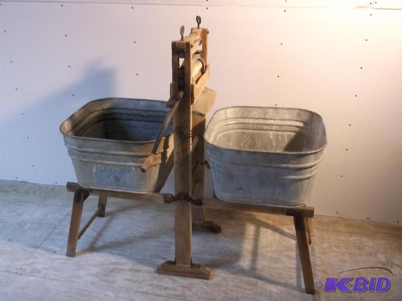 lot 4 image: Vintage Anchor Brand ringer washer stand made...