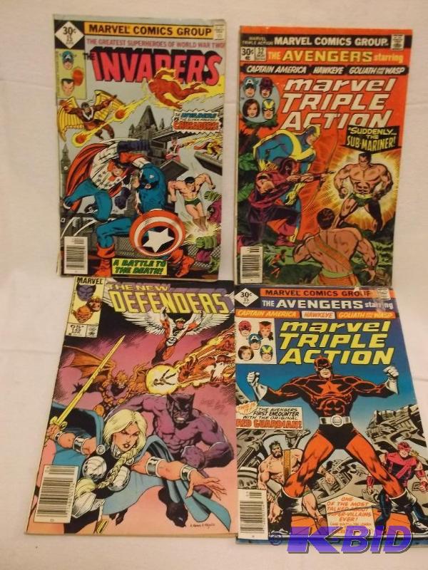 lot 67 image: Lot with 4 collectable comic books....