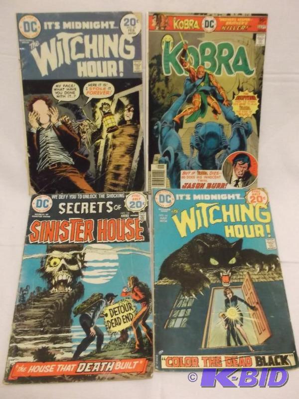 lot 74 image: Lot with 4 collectable comic books....
