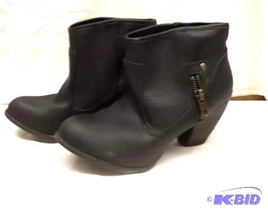 Black Booties Size 6&nbsp...