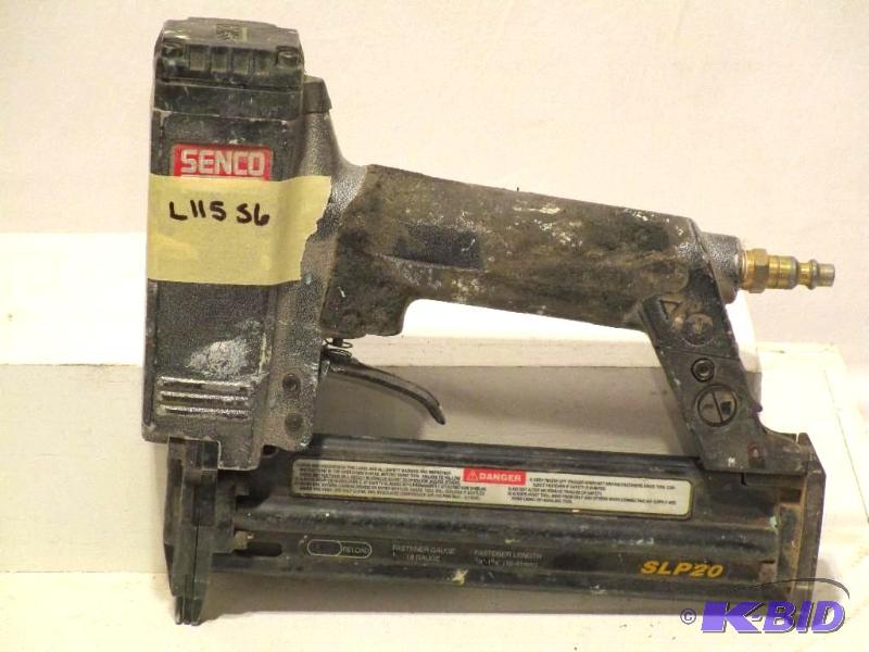 lot 18 image: Senco SLP20 58-Inch to 1-58-Inch 18-Gauge Brad Nailer