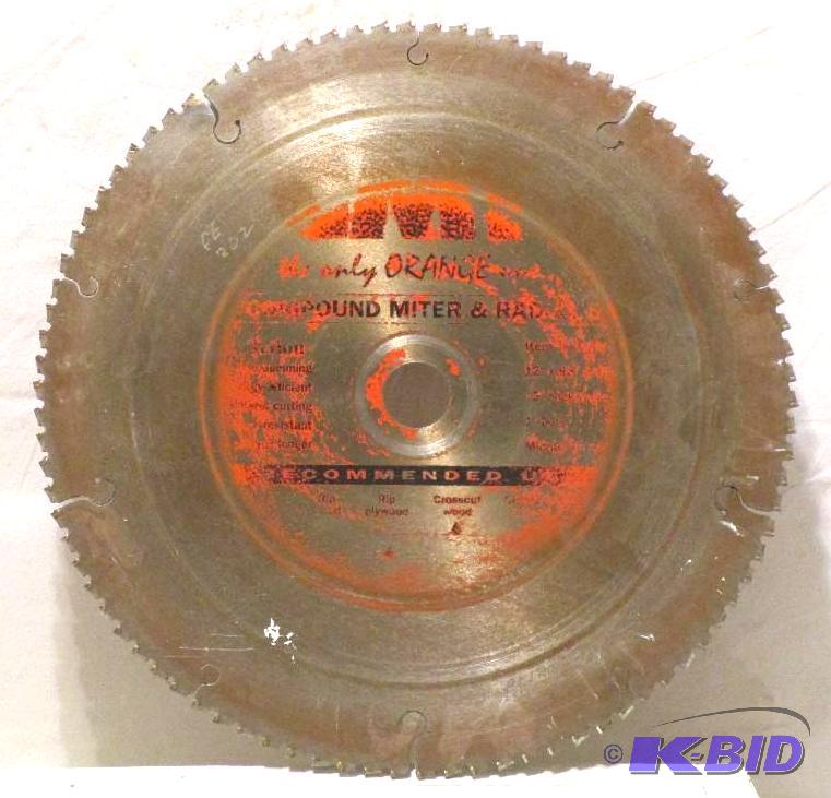 lot 7 image: CMT-12 Saw Blade