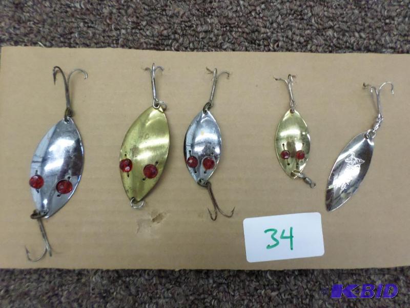 (5) Spoon Lures...