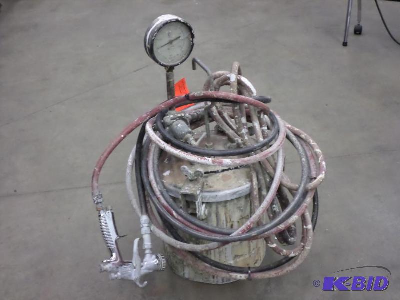 Aluminum Pressure Pot With Hose-Gun-Gauges...