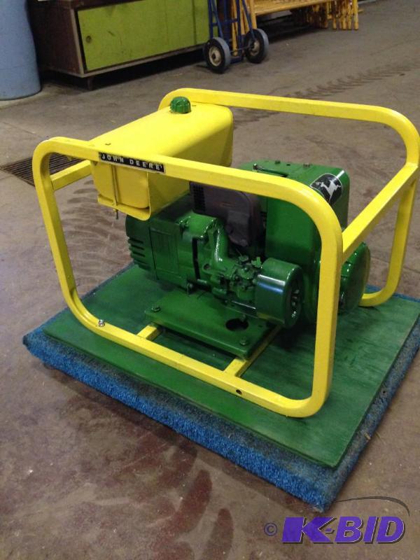 John Deere Generator  5500 watt  Runs See vi...