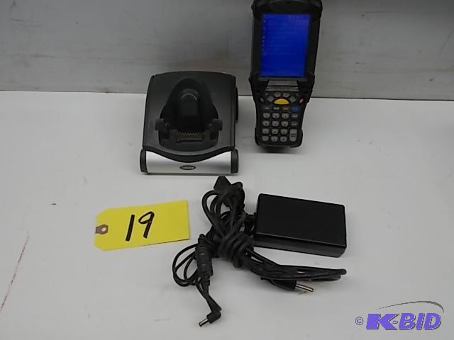 lot 19 image: Symbol Modell MC9090 Scanner with Windows Mob...