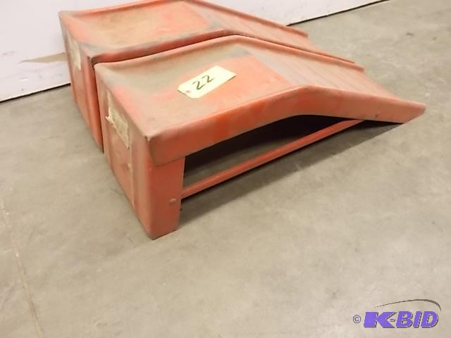 lot 22 image: Pair Car Ramps...