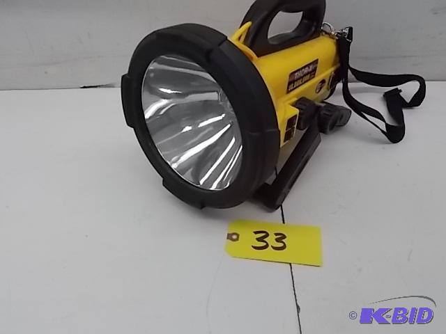 lot 33 image: Cyclops Thor-X 10,000,000 Candle Power Flashl...