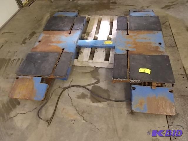 lot 8 image: Mid-Rise Scissor Lift (No Pump Unit)...