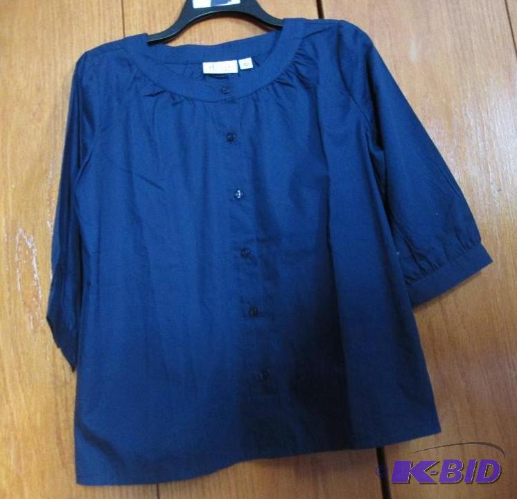 lot 105 image: Denim and Company navy blue botton up shirt s...