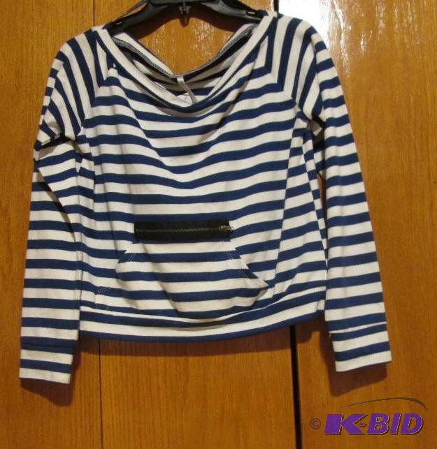 lot 138 image: Zinga blue and white stipped shirt size medi...