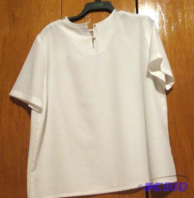 lot 155 image: Laura Scott white top size large...