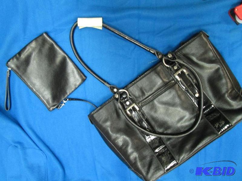 lot 23 image: Large bag with smaller inner purse to match...